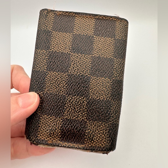 Louis Vuitton Damier Ebene key case key holder - Picture 2 of 8
